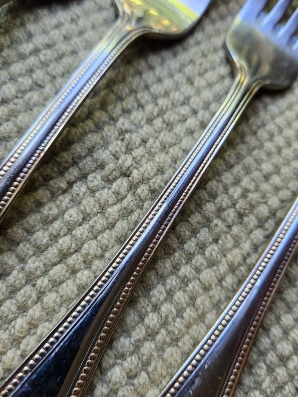 8 Forks 4 Salad 4 Dinner Wallace GOLD ROYAL BEAD 18/10 Stainless Flatware China